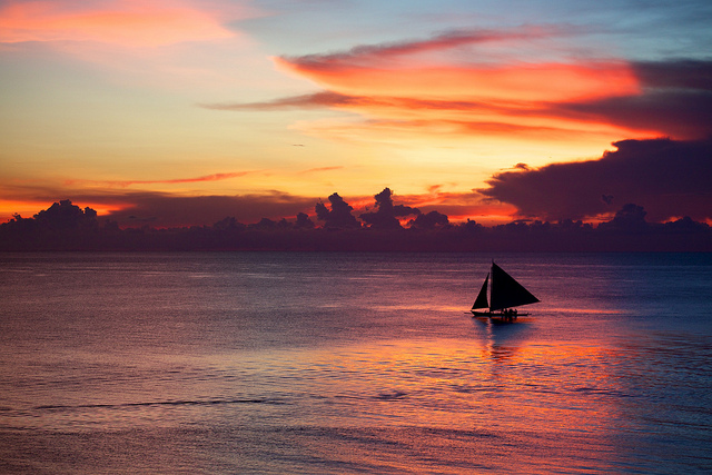 Friday Mixtape 186 - Boracay Sunset - Photo By Duncan Rawlinson